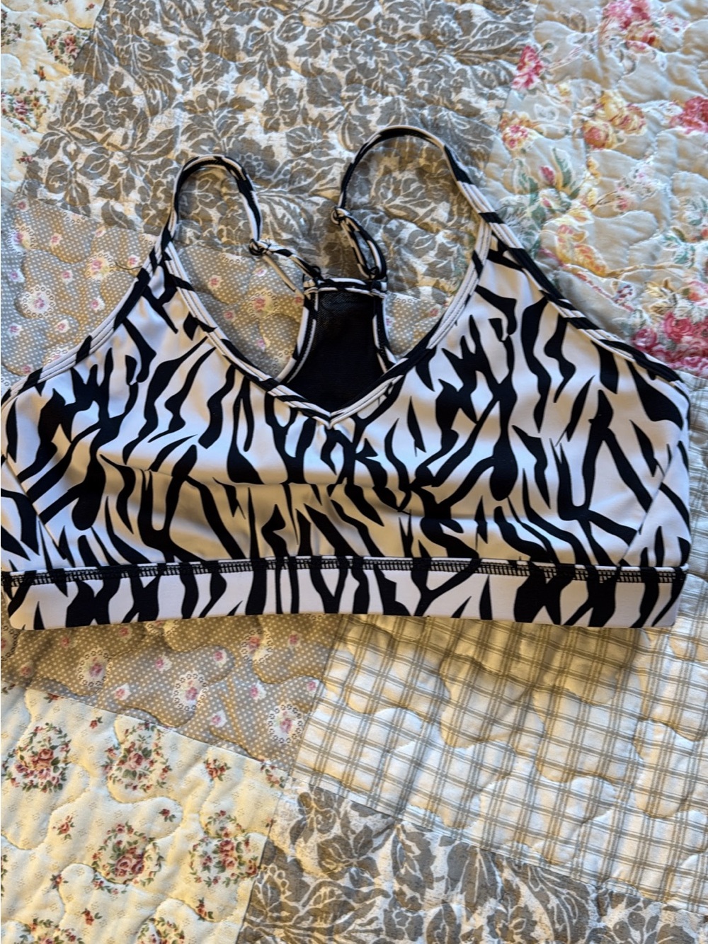 Zyia active LNT Black & White Zebra Print Sports Bra - Large